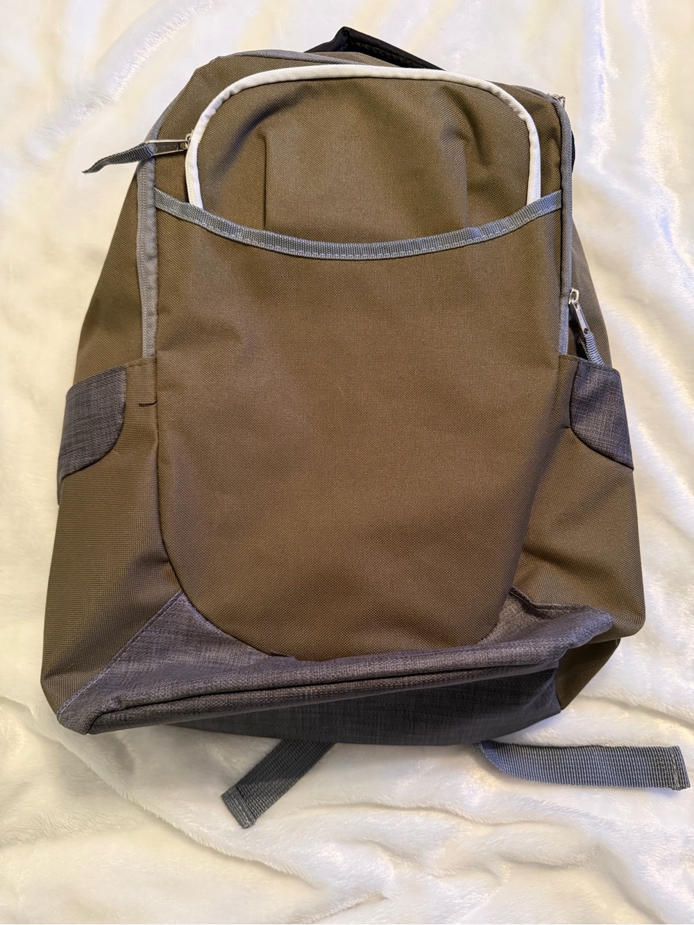 Classic Backpack - Green